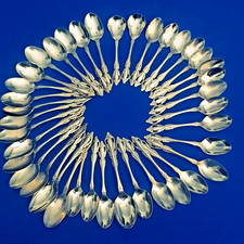 Oneida RAPHAEL Stainless Distinction 20 Teaspoons 18 Oval Spoons 2 Sugar Nice picture