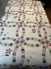 EUC Vintage Double Wedding Ring Quilt Scalloped Edge 70x88 Double Sided picture