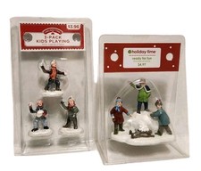 Holiday Time Kids Playing Snowball Fight Ready For Fun Christmas Figurine Set picture