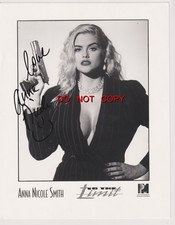 PMOY 1993 Anna Nicole Smith signed movie 8 x 10 photo. picture