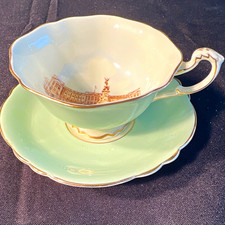 Paragon Fine Bone China Buckingham Palace London Pride Cup & Saucer Set picture