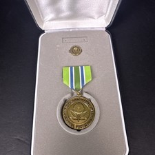 US EPA Bronze Medal Commendable Service Award w/ Lapel Pin & Original Case picture