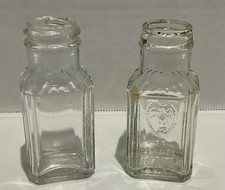 VTG 2 Gebhardt Eagle Chili Pepper Glass Bottles embossed logo picture