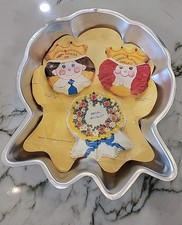 Wilton Blue Ribbon Cake,Jello,chocolate Cake Pan Cover Sheet Booklet 502-2286. picture
