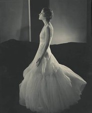 Actress Helen Menken standing in profile with a contemplative st 1930s Old Photo picture