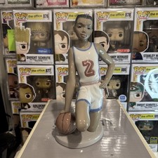 LLADRÓ “Basketball Star” #6136 – Porcelain Figurine – Retired – Made in Spain picture