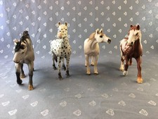 16 - G11 Lot of 4 Schleich Horses picture