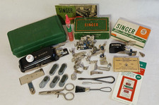 Singer Sewing Machine 221 Featherweight 201 15-91 66 99 Attachments Accessories picture