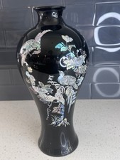 VINTAGE BLACK Laquerware VASE,MOTHER OF PEARL INLAY BIRD MOTIF picture