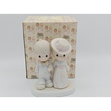 Precious Moments God Bless Our Family Figurine 100501 Enesco 1986 with Box picture