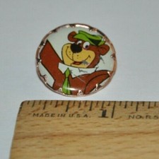 1960s Yogi Bear Pin Pinback Hanna Barbera Vintage Cartoon Circular Silver Tone picture