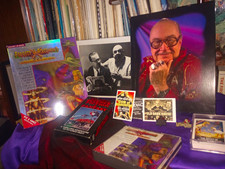 Forrest J Ackerman collection Famous Monsters of Filmland Cardiacards CD Rom Pin picture