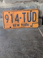 Vintage NY State License Plate 914-TUD. picture