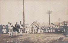 Astoria Regatta Oregon Parade Festival Vikings Main Street Photo Postcard 45A picture