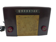 Vintage Coronado 43-8250A AM Bakelite Radio Vacuum Tube Radio - REBUILT - WORKS picture