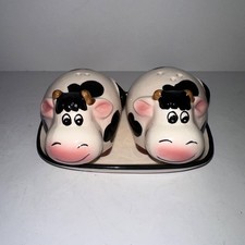 Holstein Black & White Spotted Cow Salt and Pepper Shakers with underplate EUC picture