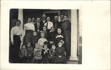 RPPC Edwardian family men women children ~ house porch ~ real photo 1904-1920s picture
