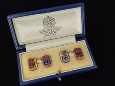 1973 HM Queen Elizabeth II Royal Presentation Gold Enamel Cufflinks ERII Cipher picture