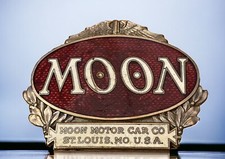 Moon Grille Radiator Badge 1921 1922 1923 1924 Cloisonne Emblem Added Pin Mount picture