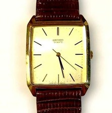 Vintage Seiko Chariot Quartz Rectangular Watch Gold Tone picture