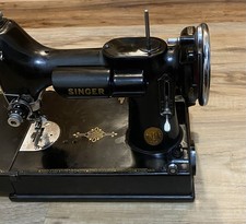 Vintage 1946 Singer 221-1 Featherweight Sewing Machine AG 619825 With Case picture