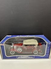 Anson Classic 1932 Cadillac Sport Phaeton Diecast Model Car 1:18 Scale Burgundy picture