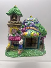 JellyBean Junction School House Ceramic 2005 Spring Easter Village House picture