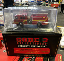 Code 3 Collectibles 1/64 Las Vegas Fire Department Pierce Quantum Pumper E5 picture