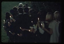 Photo:Robert Kennedy Death Candlelight Vigil 1968 Mourning Crowd picture