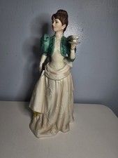 Avon 1995 President's Club Albee Award Victorian Lady Figurine 9.5