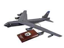USAF Boeing B-52 Stratofortress 20th BS Barksdale Desk Model 1/100 SC Airplane picture