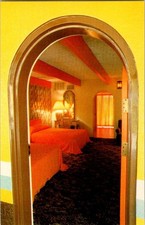 Vintage South of the Border Motel Room Postcard SC I-95 Kitsch Travel 1970s picture