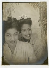 Beautiful African American Female 1940 Black Women Arcade Booth Photo Q10260 picture