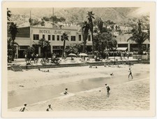 Vintage Photo Hotel Mac Rae Avalon Beach Scene Catalina Island CA c. 1930s picture