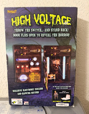 RARE *DEADSTOCK 2012 Spirit Halloween “High Voltage” animatronic picture