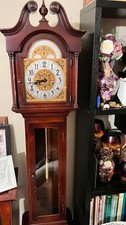 Colonial Mfg.CO Grandfather clock model 1688W picture