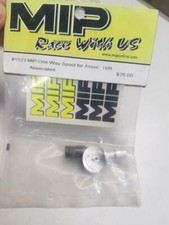 Vintage MIP #1573 One Way Spool for Assoc 18R NEW picture