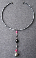 Vintage pearly gray faceted fuchsia black beads plastic choker necklace w dangle picture