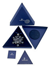 Swarovski 2004 Star Rockefeller Center Crystal Ornament Complete w Box COA picture