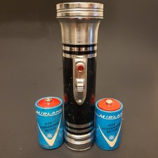 Vintage Midland flashlight with original batteries made in Hong Kong 3v 2 D cell picture