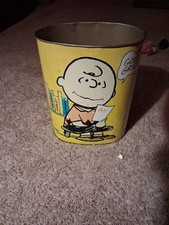 Vintage Cheinco Peanuts Charlie Brown Snoopy Metal Wastebasket Trash Can USA picture