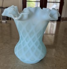 Vtg Fenton Blue Quilted Diamond Satin Glass Vase 6