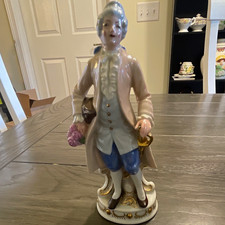Vintage 1959 Hand Painted Ceramic Figurine Colonial Victorian Gentleman ML 59 picture