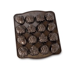 Nordic Ware Autumn Cakelet Pan picture