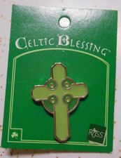 Vintage Russ Berrie Green Enamel CELTIC BLESSING Cross Lapel Pin Brooch picture