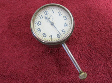 VINTAGE CAR WIND UP CLOCK/NO NAME/WORKS/3 1/4