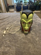 VTG Trendmasters Glow-in-the-Dark Lighted Vampire Head Halloween Decor  picture
