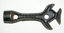 R300 Walter A Wood Hoosick Falls Farm Implement Socket Wrench Tool Old Antique picture