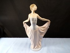Lladro Porcelain Figurine #5050 The Dancer - Ballerina Dancer picture