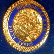 Vintage Missouri AF & AM Masonic 50 Year Service Pin Blue Enamel Gold Tone 3/4